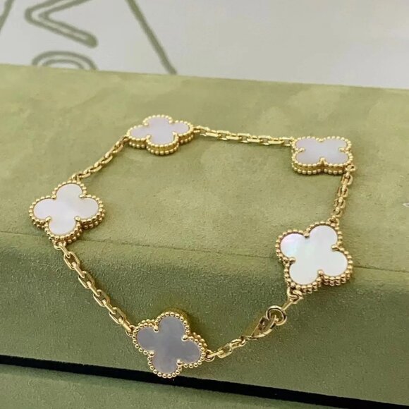 ✅Van Cleef & Arpels 18K gold white mother-of-pearl bracelet - Picture 4 of 6